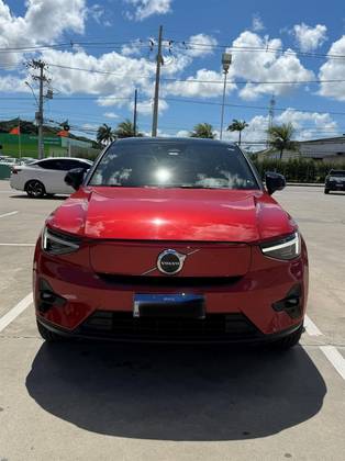 VOLVO C40 P8 RECHARGE PURE ELECTRIC AWD
